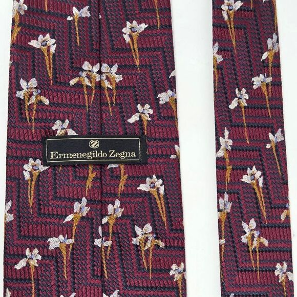 ERMENEGILDO ZEGNA SILK TIE RED BLACK WHITE FLORAL SATIN TEXTURED 3.75" X 57" - Picture 3 of 4